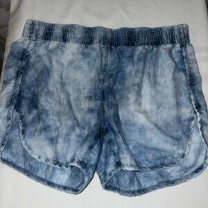 AQ women’s distressed shorts athletic style 13‎ EUC